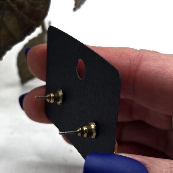 "5/$25" Peach Shimmer Faux Dichroic Goldtone Rhinestone Square Stud Earrings - Picture 2 of 5